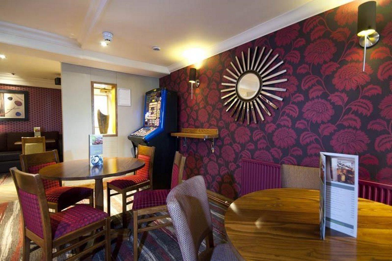 Premier Inn Glasgow Airport Paisley Exterior foto